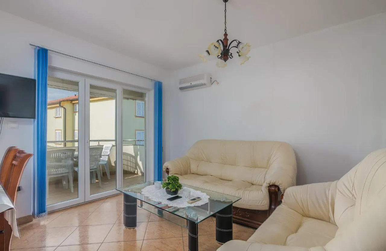 Apartment Drago Cizici