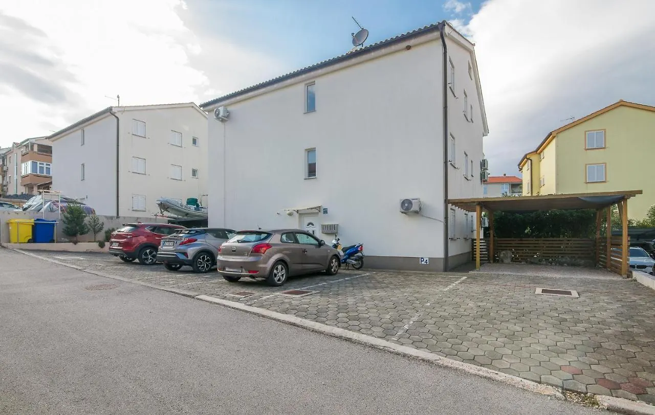 Apartment Drago Cizici